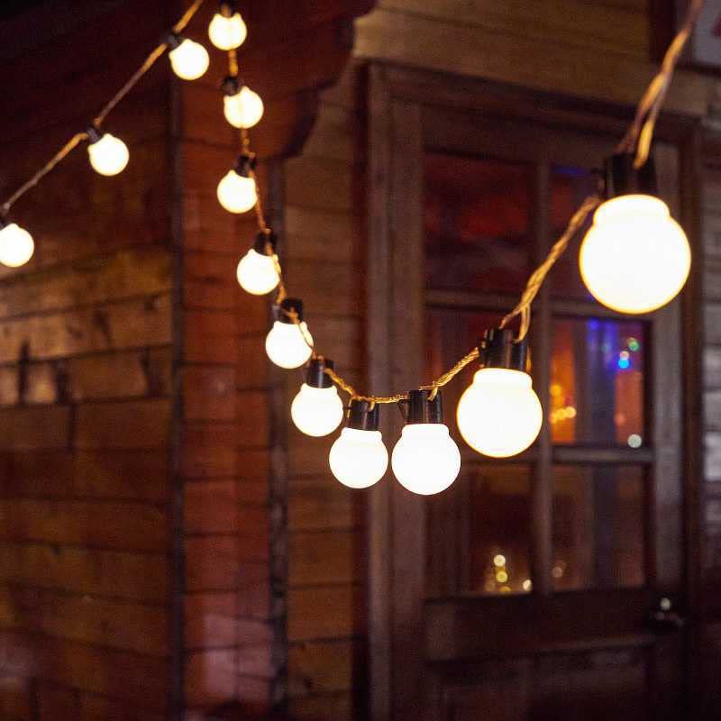 Luz de hadas, luces de cadena de bombillas esmeriladas LED alimentadas por batería, para patio, hogar, bodas, fiestas, Navidad (6M40LED, escarchado)
