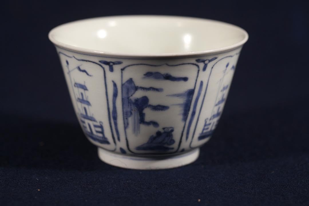 362 古伊万里染付書分窓絵滝見仙人楼閣図猪口 江戸中期 無疵美品 江戸後期 伊万里瓔珞文のぞき猪口 – Gallery Nisui 362 古伊万里染付書分窓絵滝見仙人楼閣図猪口 江戸中期 無疵