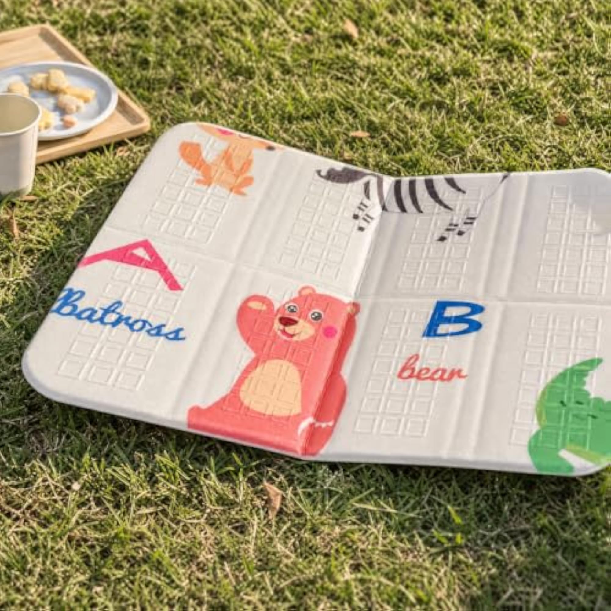 Portable Outdoor Folding Seat Cushion, Waterproof Mat