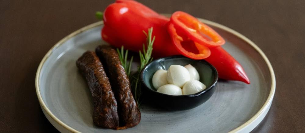Almgourmet - Hirschlandjäger - 8 Stück je 60g - Wurstdelikatesse mit tollen Biss - schmeckt kräftig und würzig