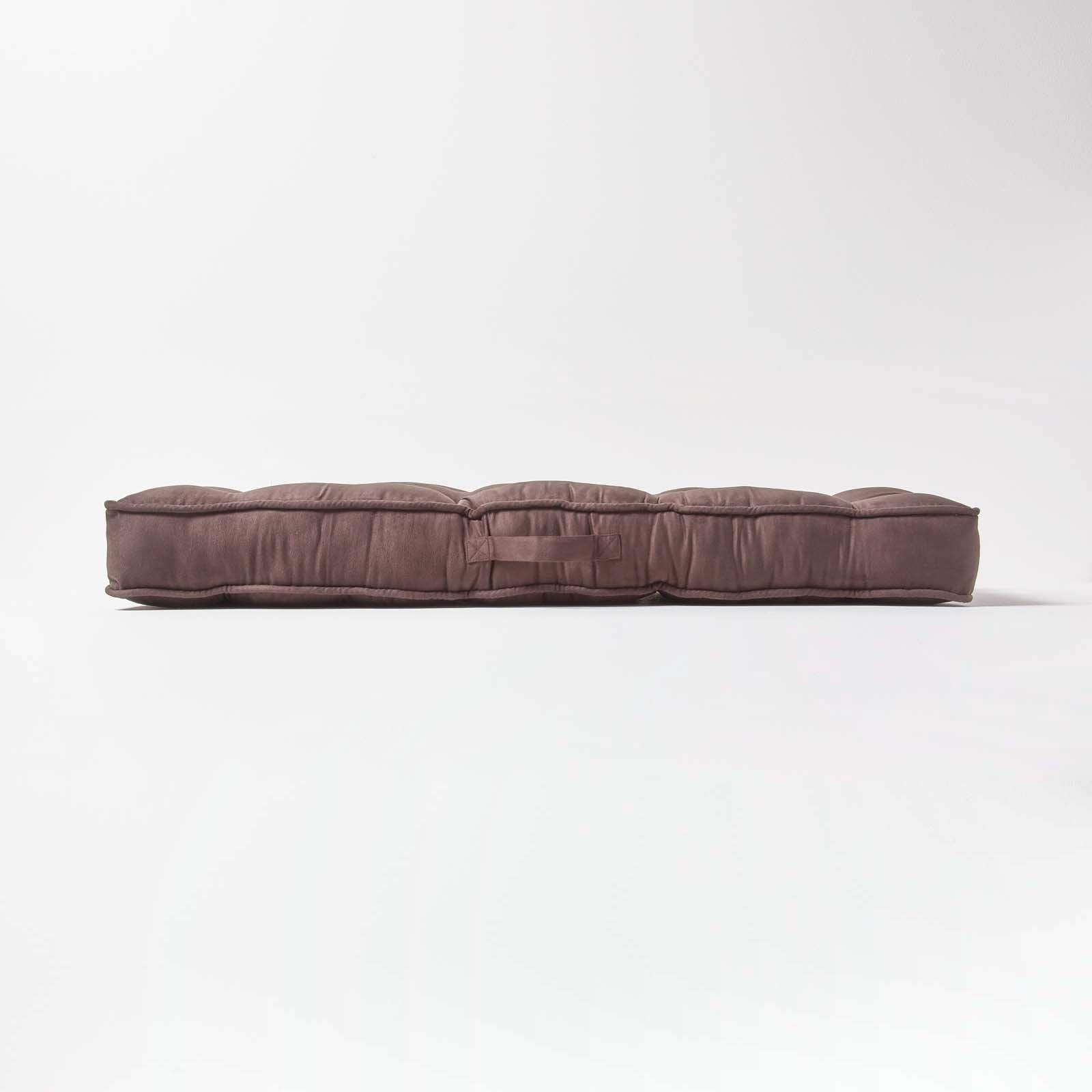 Homescapes Sitzerhöhung Sofa 2-Sitzer braun 100x48x10 cm, Langes Sitzkissen gepolstert mit Velours-Bezug, Dicke Sofa-Auflage & Aufstehkissen für Senioren