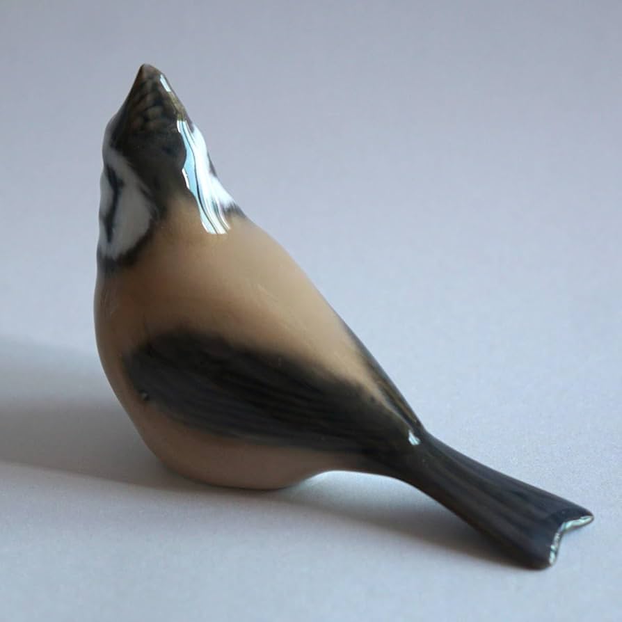 ロイヤルコペンハーゲン　白鳥　置物 Amazon.co.jp: ロイヤルコペンハーゲン 鳥 フィギュリン 陶器