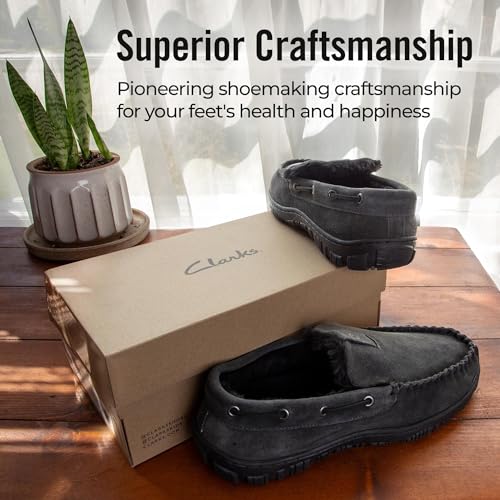 Image of Clarks Men's Venetian Slipper
