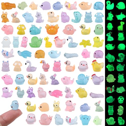 160 Pcs Mini Resin Animals 22 Styles Mixed Luminous Resin Animal Glow in the Dark Tiny Plastic Animals Figures for Fairy Garden Micro Landscape Aquarium Decor Garden Dollhouse Accessories