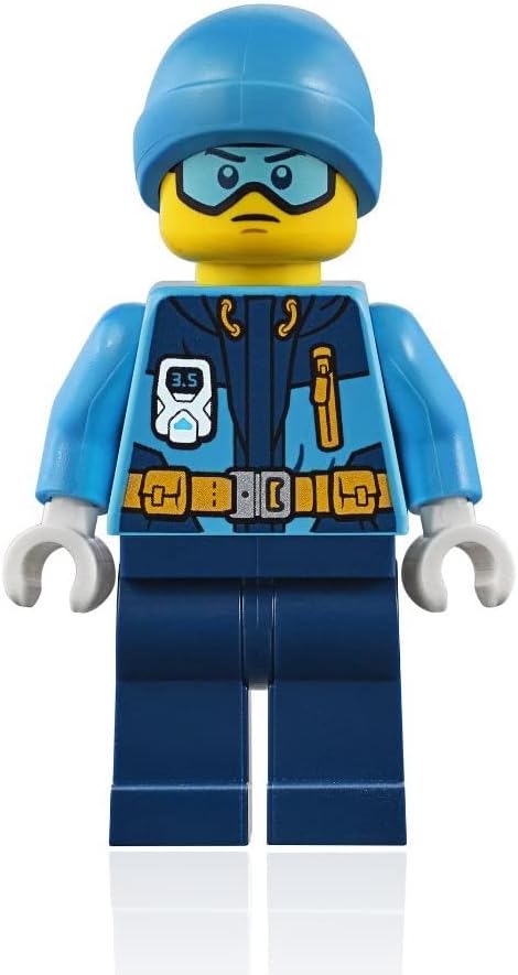 LEGO City Winter Holiday Minibuild - Arctic Explorer Minifigure with Snowmobile (40 Pieces)