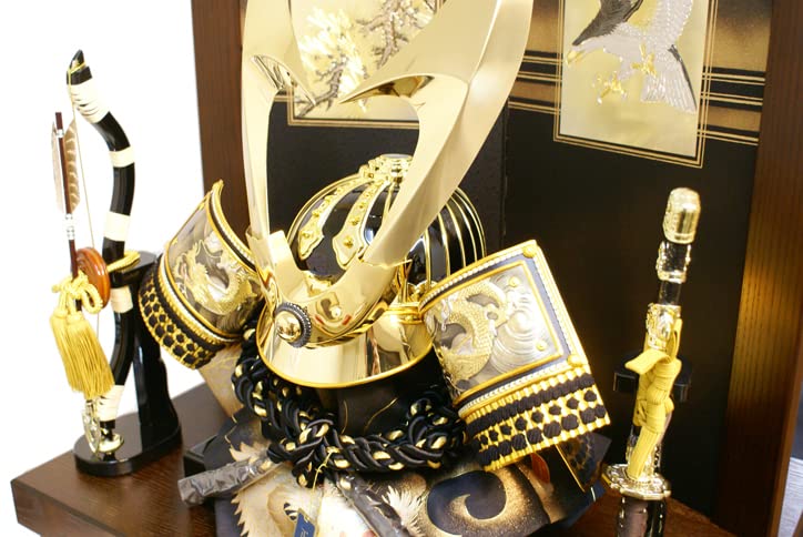 Amazon | 【五月人形】吉徳大光 「立体大鍬形 着用兜」二曲屏風