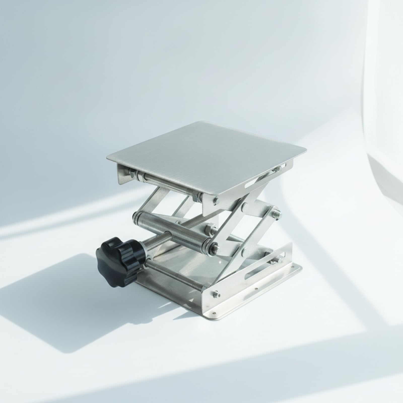 de Elevación Manual Soporte Elevador Mesa Tijera Regulador Altura Base Ajustable en Acero Inoxidable con Perilla Ergonómica Apta para Laboratorio Banco de Trabajo Investigación, 150 150mm