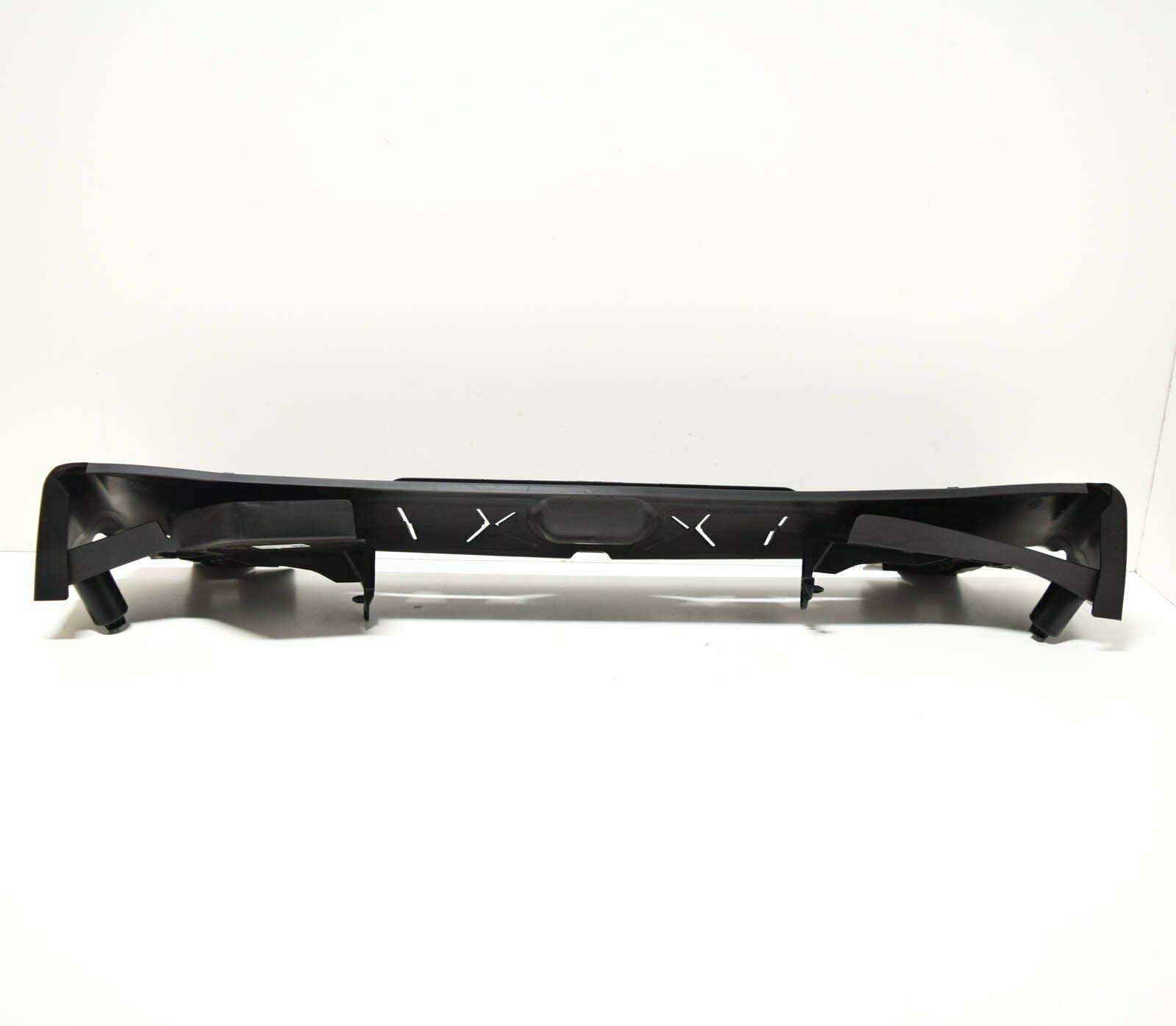 X7 G07 Front Lower Radiator Air Duct 51747421678 NEW GENUINE  