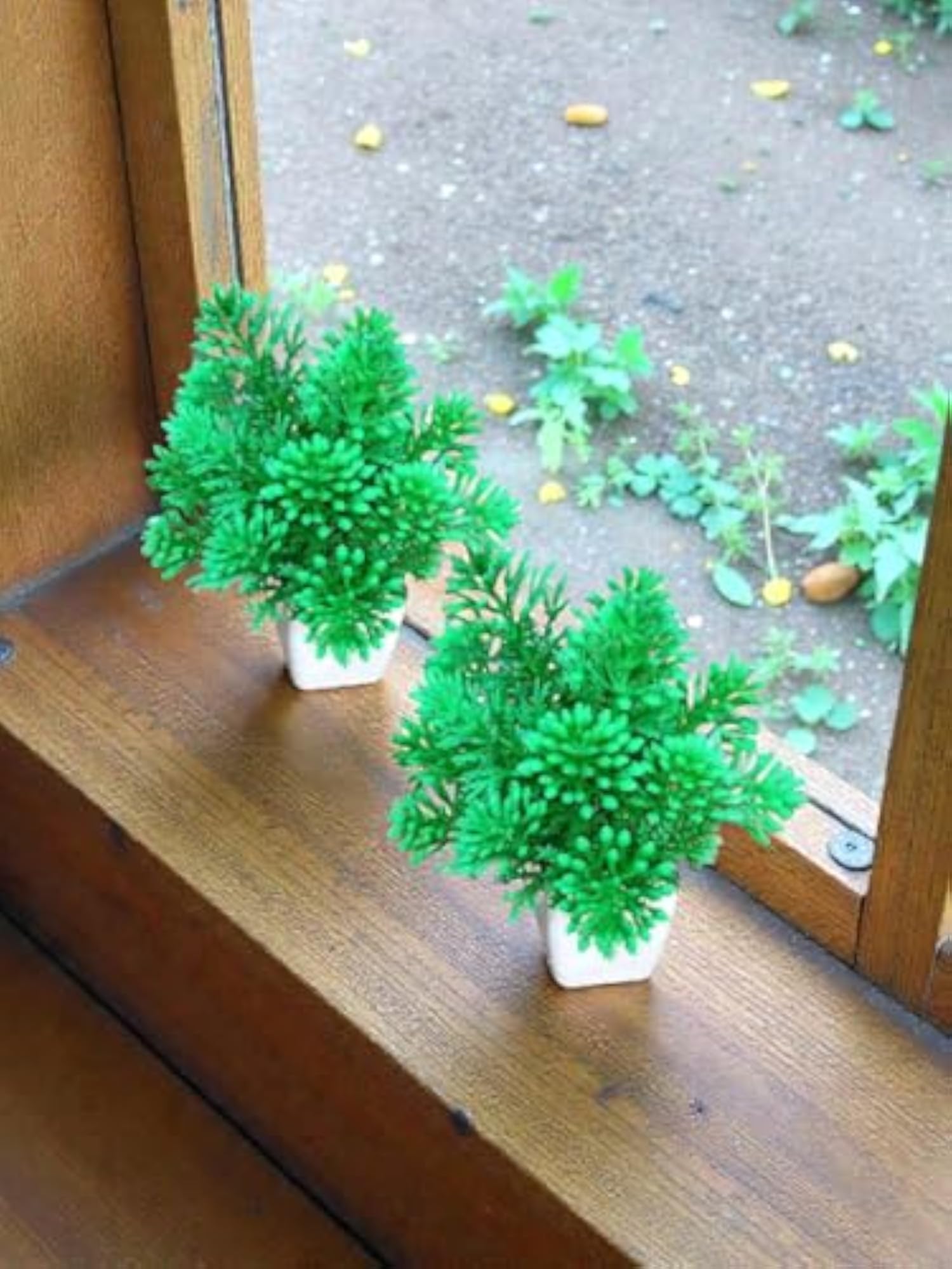 Artificial Green Decorative Plants Set of 2