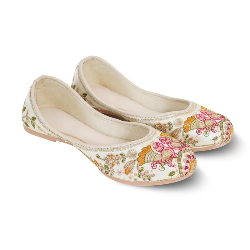 Womens Embroidered Rajasthani Mojari Juti Shoe