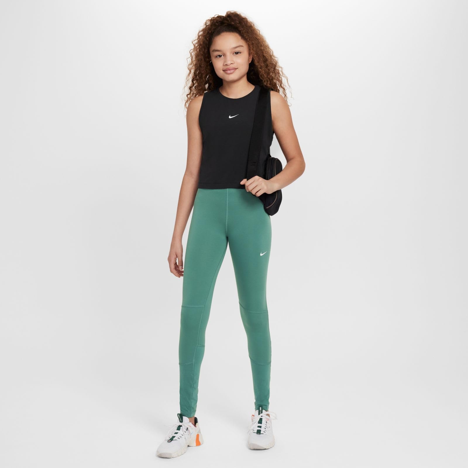 Nike Mädchen Pro T-Shirt