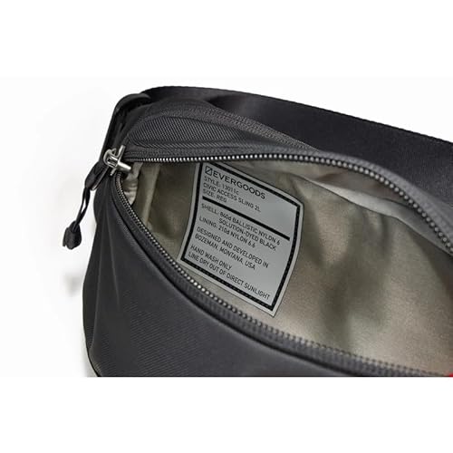 EVERGOODS CAS2 Civic Access Sling 2L Solution Black スリングバッグ コンパクト 旅行 メンズバッグ ショルダー 父の日 ギフト 軽量 ポーチ