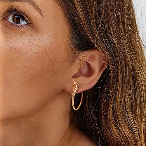 MEVECCO Dainty Gold Snake Earrings for Women 18K Gold Plated Dainty Snake Huggie Hoop Earrings Small Tiny Minimalist Snake Hoop Huggie Earrings Snake Jewelry4