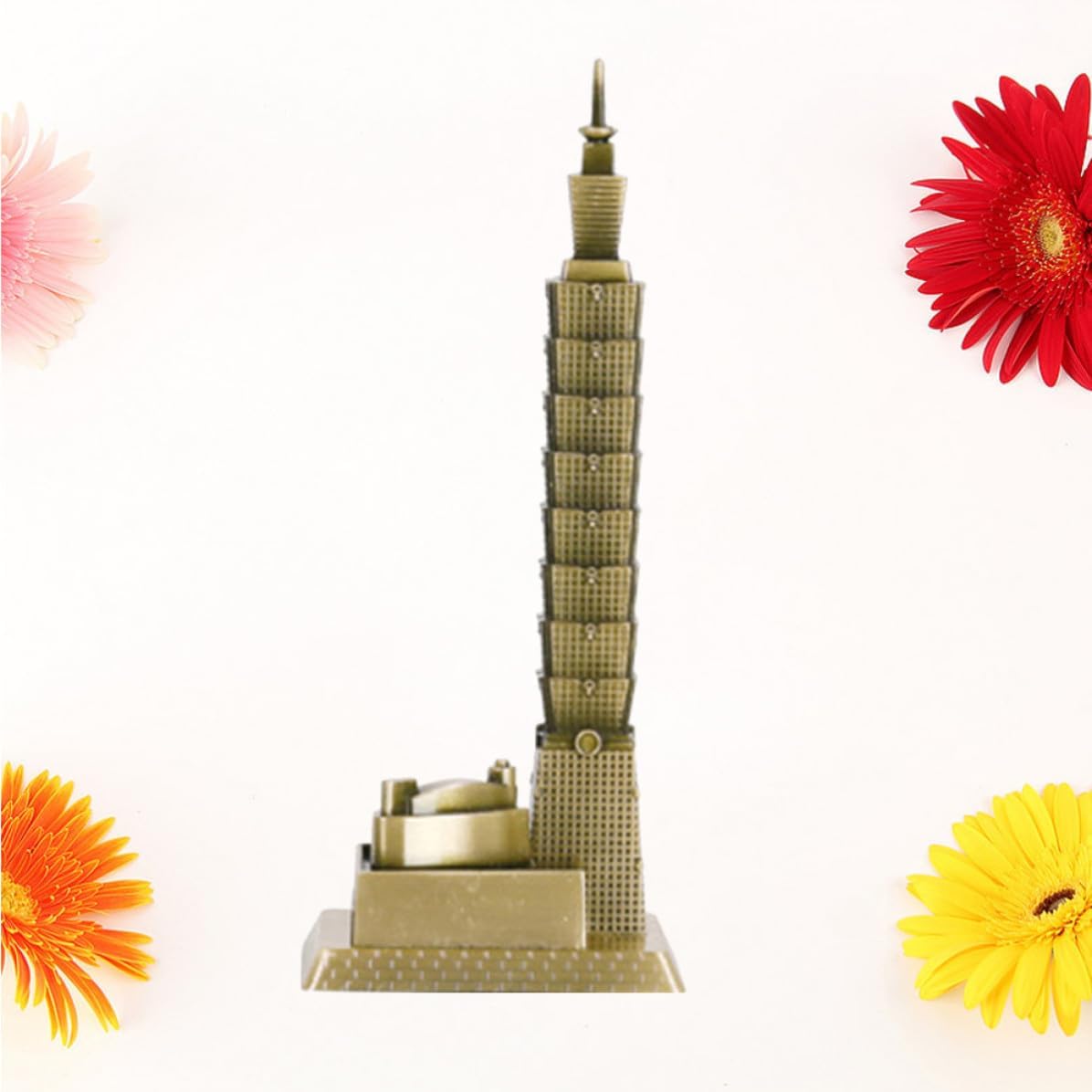 UKCOCO Retro Iconic Tower Building Decor Metal Ornament Alloy 18cm