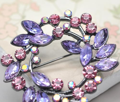 Image of Gyn&Joy Clear Crystal Rhinestone Floral Wreath Pin Brooch BZ005