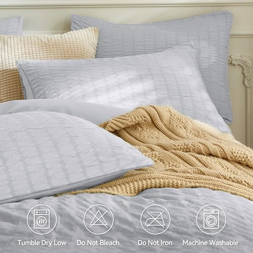 Image of JELLYMONI Light Grey Duvet Cover King Size, 3pcs Washed Microfiber Bedding Set, Soft Breathable Seersucker Duvet Cover Set with Zipper Closure and Corner Ties for All Seasons