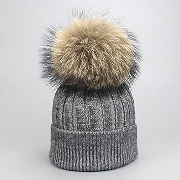 Pom pom snow hat Clearance