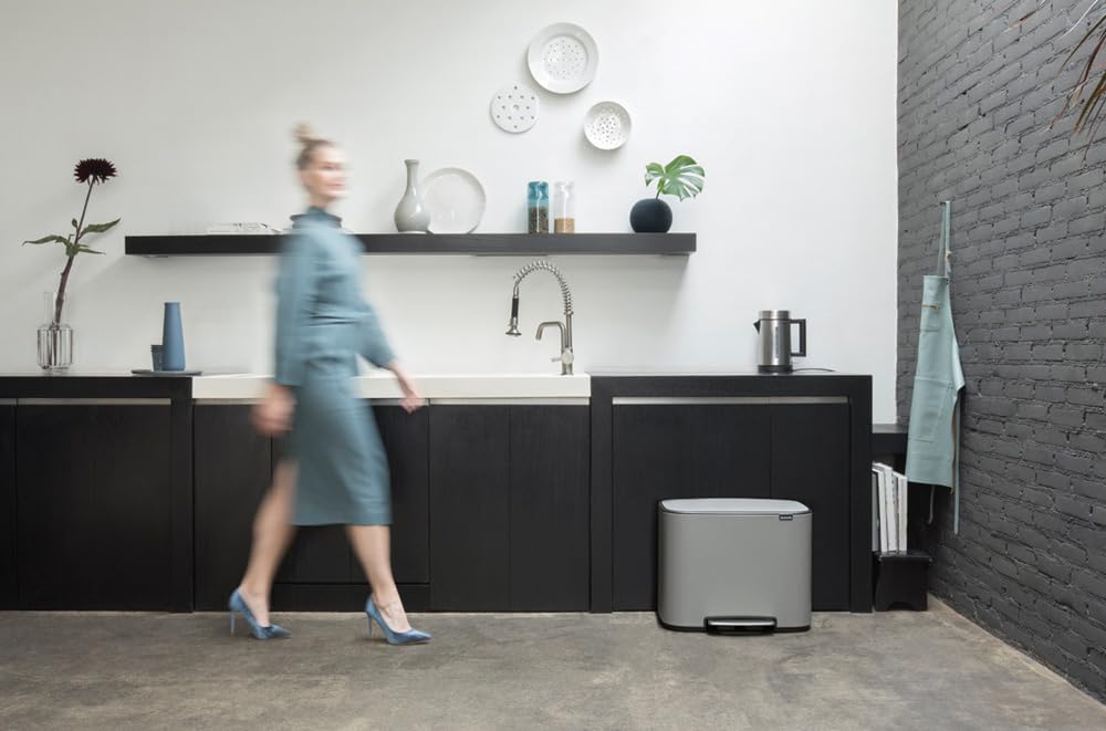 ブラバンシア ペダル式ゴミ箱 プラチナ 11リットル×3 BO