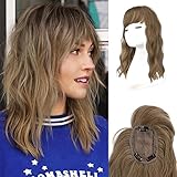 clip fringe back 【Vibralite Synthetische Haarfaser】Die Top-Haarteile sind mit der hochwertigsten synthetischen Faser hergestellt. Speziell formuliert, um das natürliche Aussehen und Gefühl von proteinreichem Haar zu simulieren.