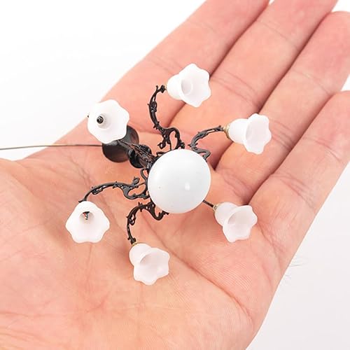 Miniatura 4 de Housoutil Lámpara de techo en miniatura para casa de muñecas, lámpara de araña Mini LED, modelo de luz colgante para casa de muñecas, accesorios