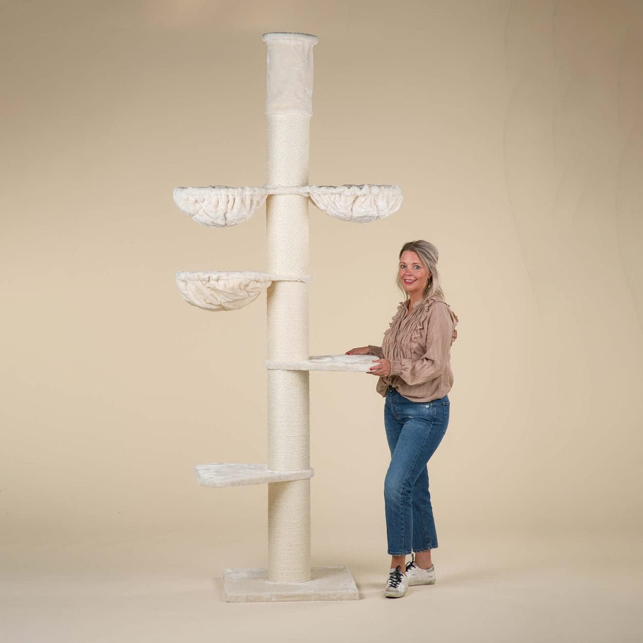 RHRQuality Cat tree for large cats Maine Coon Tower PLUS Beige floor to