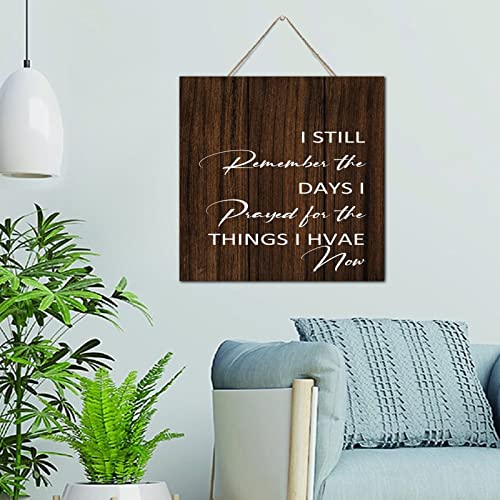 Plaque en bois murale inspirante pour créer une ambiance sereine au bureau ou au porche