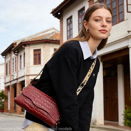 Image of BOYATU Genuine Leather Shoulder Bag Women: Handmade Crocodile Pattern Purse
