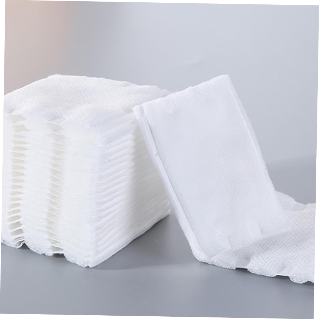 Housoutil 3sets Cotton Pads for Makeup Reusable Face Pads Three-Layer Non-Woven Soft Gentle 100 Pads Pack *3 Random
