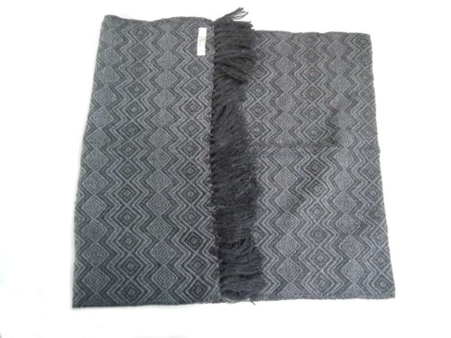 Écharpe homme en laine d'alpaga tissée gris une idée cadeau idéale