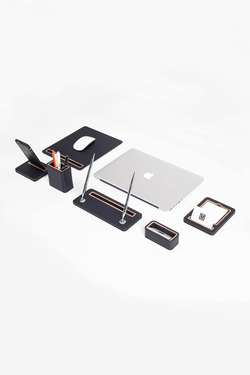 Pera 6 Piece Desktop Set Black Wooden Detailed