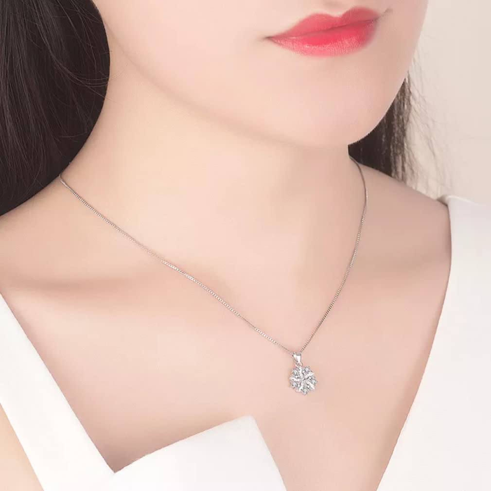 Collana in argento sterling con fiore di ciliegio: ciondolo a forma di fiore con zirconi cubici rosa - Italia