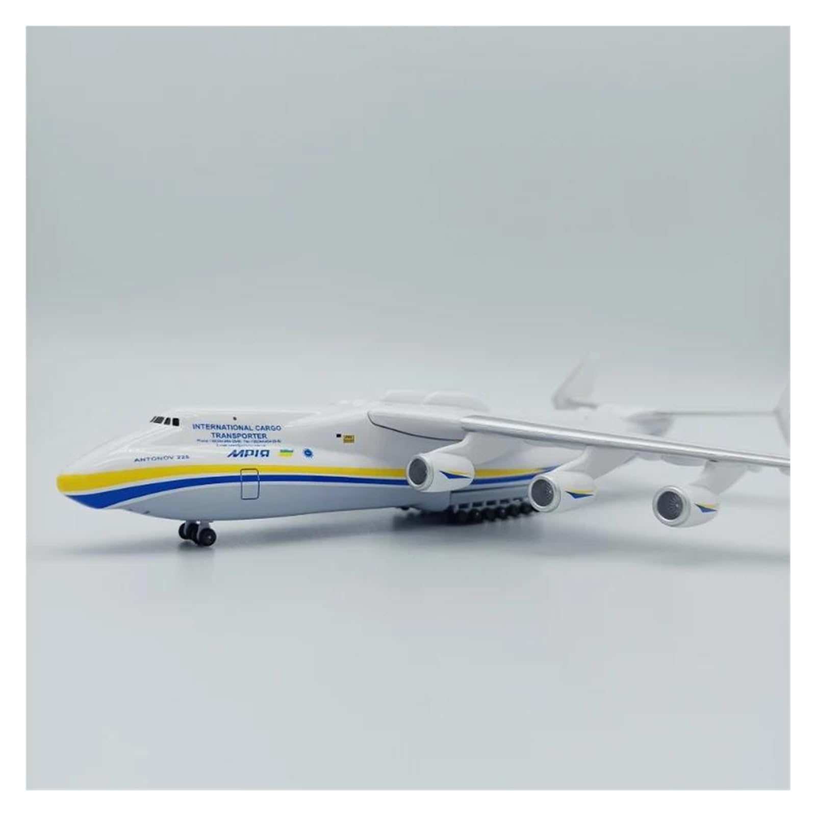 Amazon.co.jp: 航空機 ウクライナ戦争アントノフ An-225 225