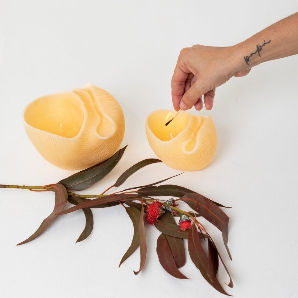 LAMARE - Galet Shaped Candle - Cerabella - Christmas Decoration Candle - Artisanal and Made with Mineral Wax - Image 4