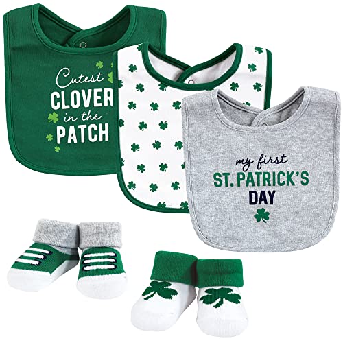 Image of Hudson Baby Unisex Baby Cotton Bib and Sock Set, Cutest Clover, One Size