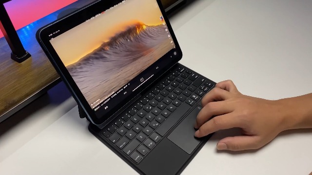 Amazon.com: pekarejue Magic Keyboard Case for iPad Air 11-inch M2
