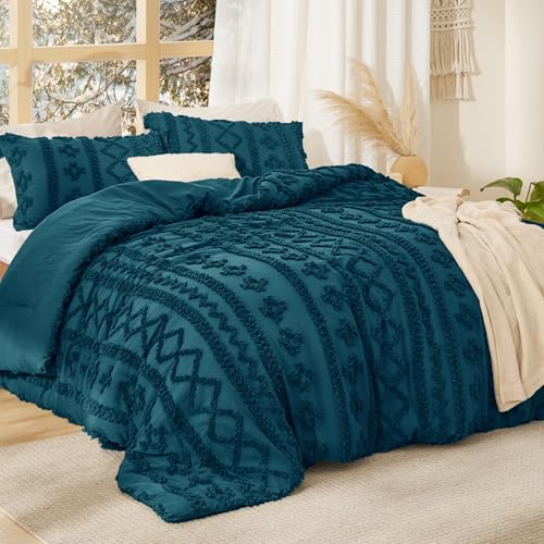 Bedsure Tufted Boho Comforter Set King Size - Teal Boho Bed Set, GentleSoft 3 Pieces Farmhouse Shabby Chic Embroidery Bedding, Gifts for Woman, Soft Jacquard King Comforter for All Seasons