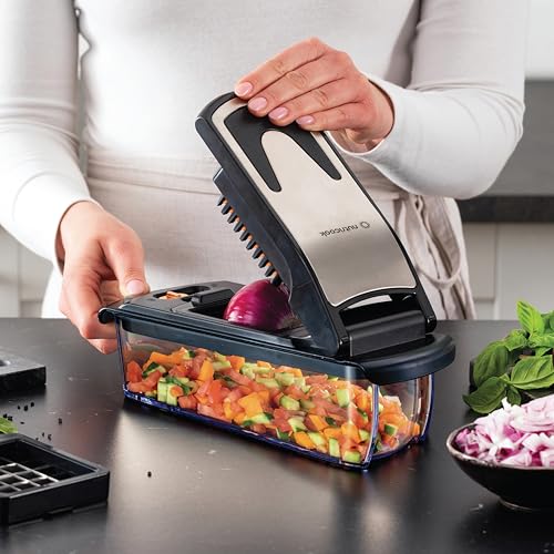NUTRICOOK ESSENTIALS 4-IN-1 VEGETABLE CHOPPER