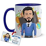 CALIDAD PREMIUM: La bonita taza de regalo está hecha completamente de cerámica con materiales resistentes y duraderos. Las tazas de café son aptas para el lavavajillas y microondas, así puede ahorrar tiempo y energía en la mañana preparando su bebida favorita.
