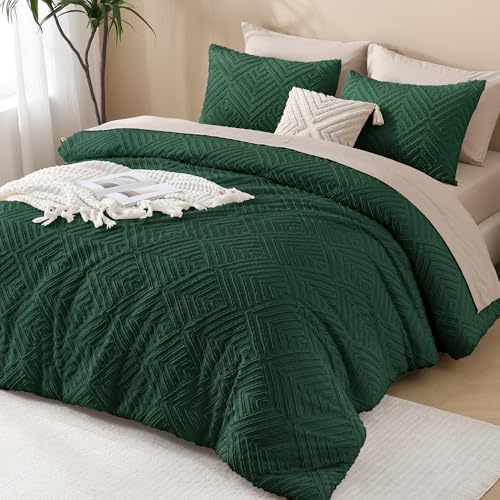 Image of Andency Dark Emerald Green Oversized King Comforter 128''x120'', 3 Pieces Soft Boho Bedding Set & Collections, All Season Farmhouse Tufted Fluffy Bed Set (1 Comforter, 2 Pillowcases)