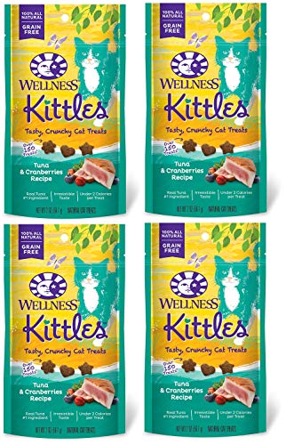 Wellness 4 Pack of Tuna & Cranberries Kittles, 2 Ounces Each, Crunchy Natural Grain-Free Cat Treats