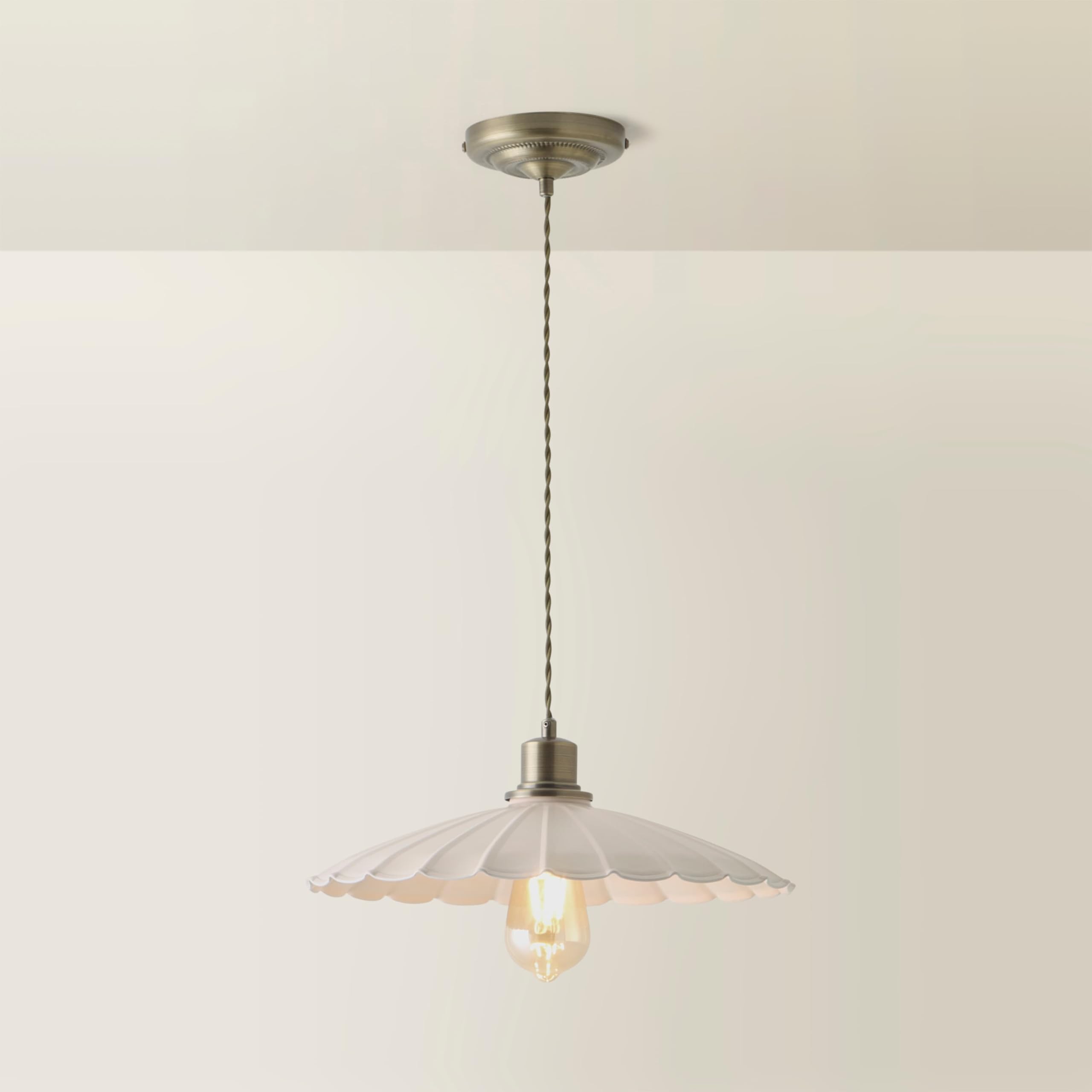ValueLights | Holborn Cream Scallop Pendant Ceiling Light and Bulb | Ceiling Light, Home Décor & Improvement Essential | Bulb Included