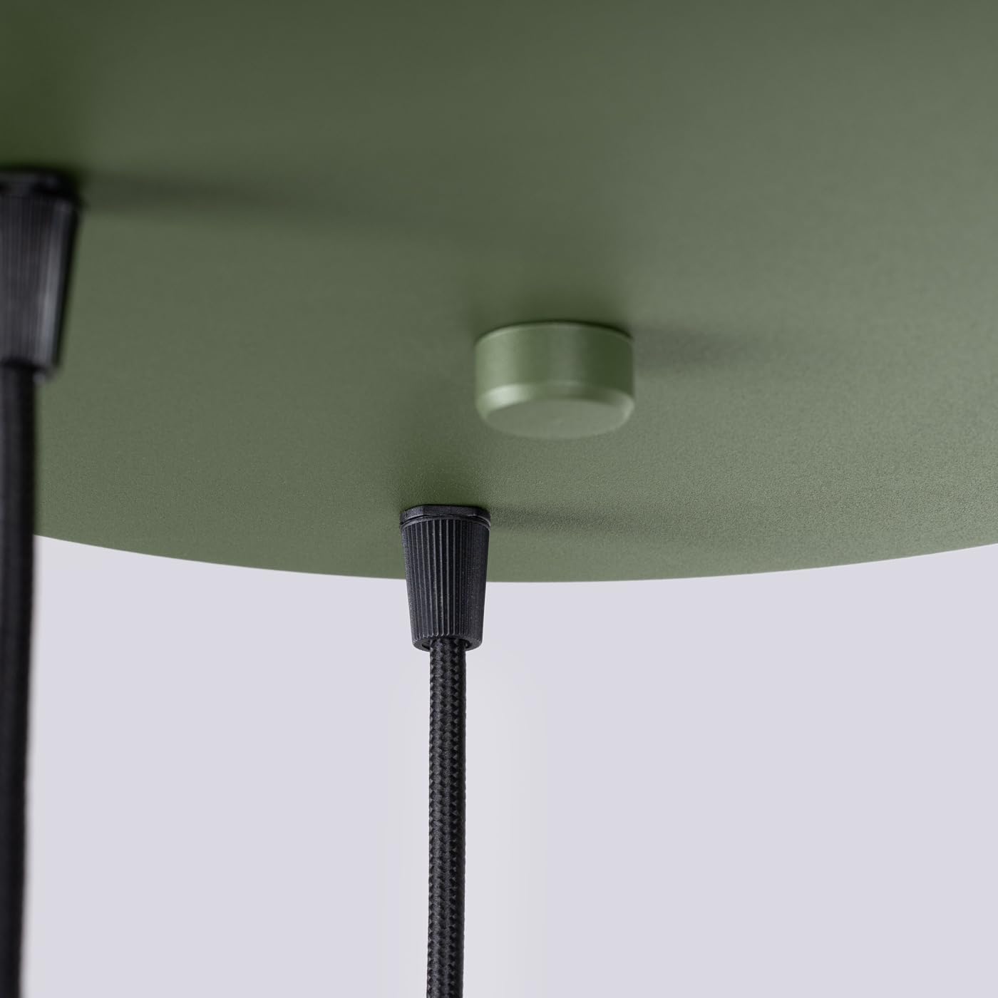 SOLLUX lighting Lampada a Sospensione - Lampada a Pendolo - Lampada da Soffitto Acciaio Alluminio - 3 Paralumi - Lampada LED Lampadina - Beige Verde Oliva Estria