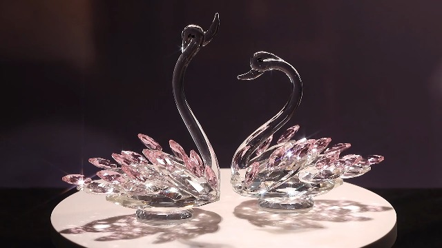 Amazon.com: CITYLOVE Christmas Crystal Figurines Gifts Home Decor