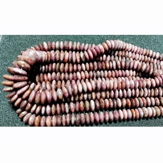 Perles rubis naturel facettées forme rondelle de taille 9-11mm sur fil