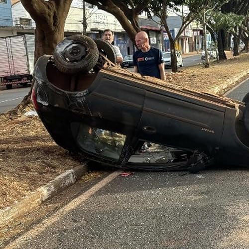 『Trânsito de Ribeirão Preto registra queda de 33% nas mortes causadas por acidentes』のカバーアート