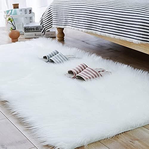 HEQUN Faux Fur Rug , Fluffy Rug, Shaggy Rugs ,Faux Sheepskin Rugs Floor Carpet for Bedrooms Living Room Kids Rooms Decor (White, 60 X 90 CM Square)