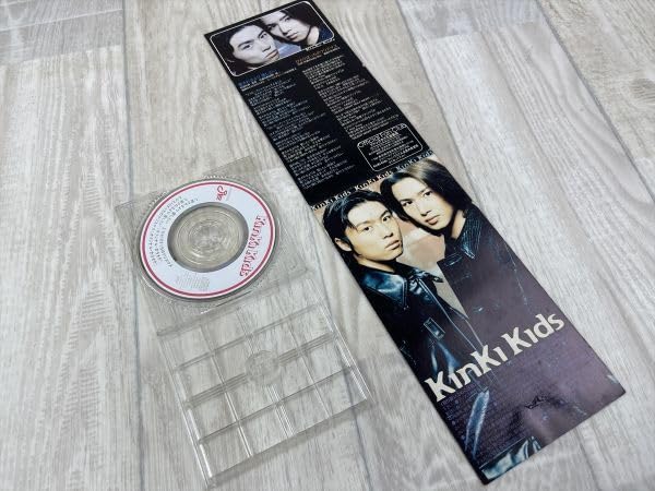 Amazon.co.jp: 【8cm CD シングル】 愛されるより愛したい kinki kids