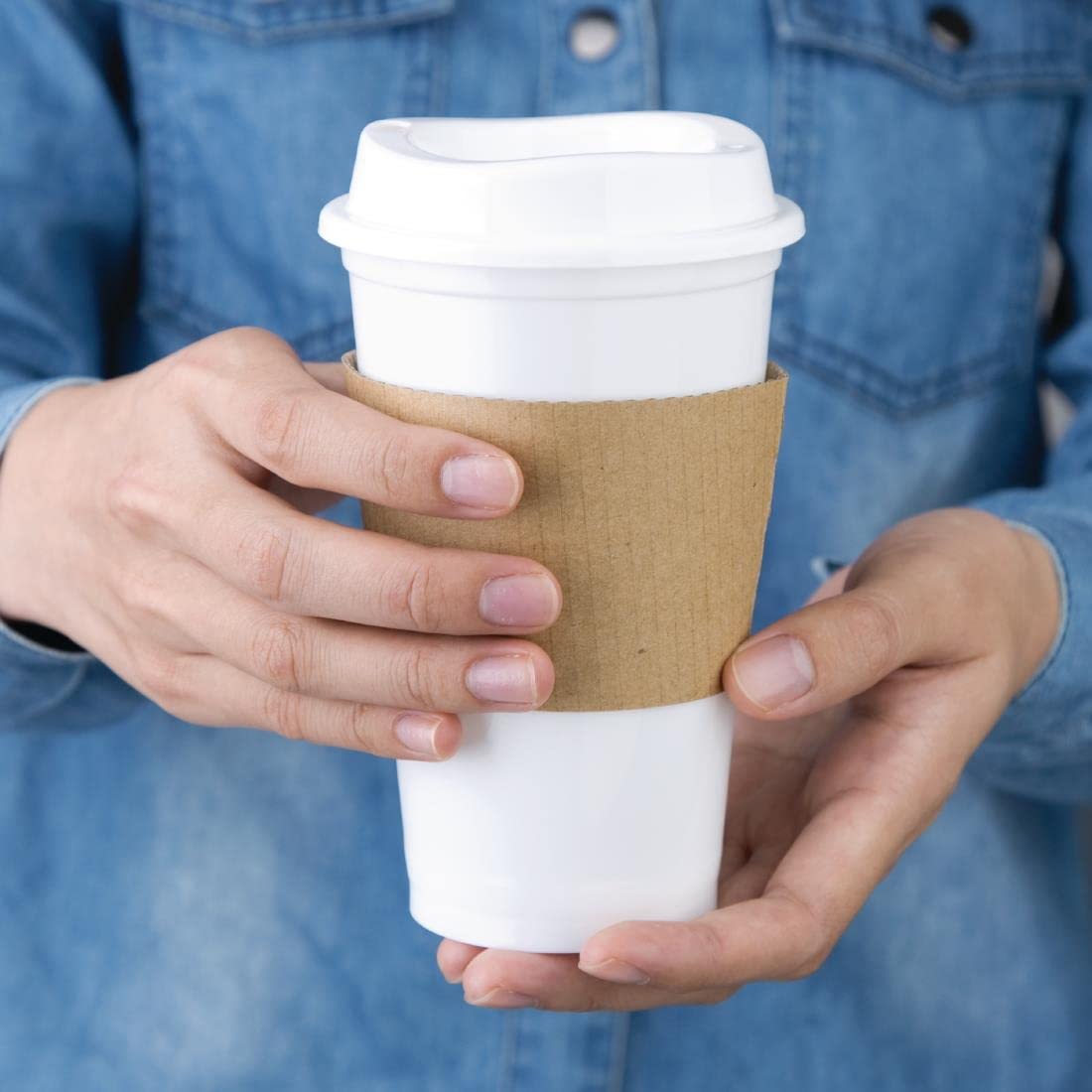 Olympia - Lot de 25 gobelets à café réutilisables en polypropylène 473 ml blancs recyclables avec couvercle tasses recyclables pour boissons chaudes et froides CW929