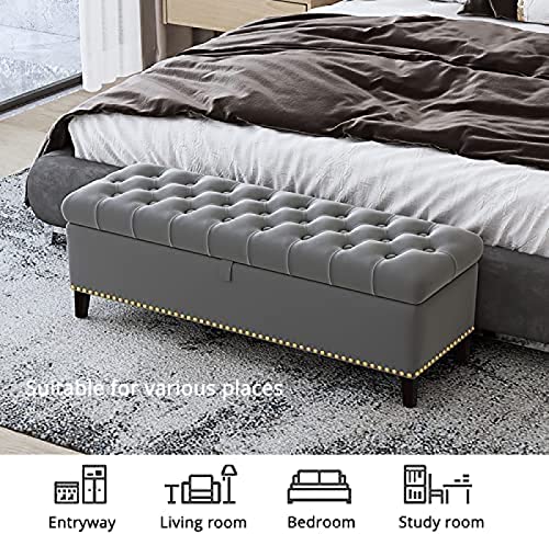 Repose-pieds de rangement bleu pour optimiser le salon
