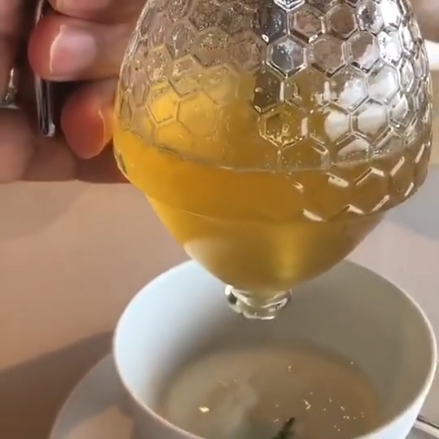Distributeur De Miel Élégant 200ml - Pot à Sirop Acrylique Avec Pompe Anti-Goutte, Idéal Cadeau Cuisine